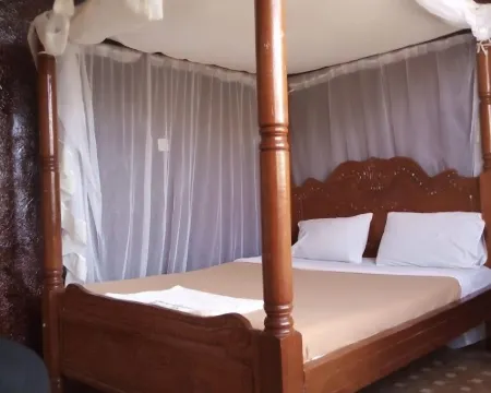 Oasis Guest House Voi Hotels in Voi