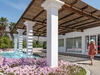 Comer Kinetta Beach Hotels in Megara