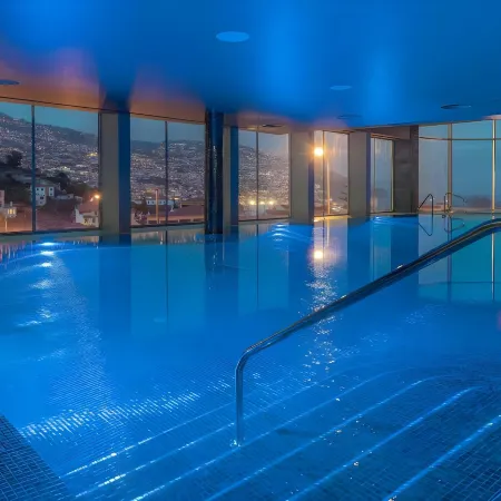 The Views Baia - Adults Only