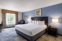 Greenfield Inn & Suites Owensboro, KY Airport