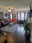 IDA'S COTTAGE...Close to caves and lakes.Beautiful decor...Simply the best!