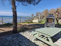Beachfront/2Br/Garden/BBQ/Seaview/Quietretreat