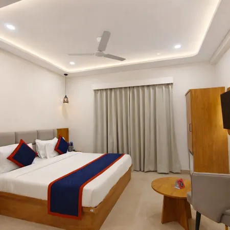Zip by Spree Hotels Silvassa, Indore