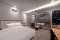 Changwon Myeongseo-Dong Hotel Bucks