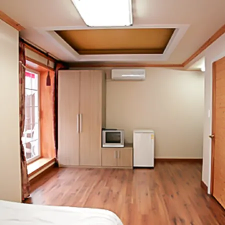 Namwon Flora Pension