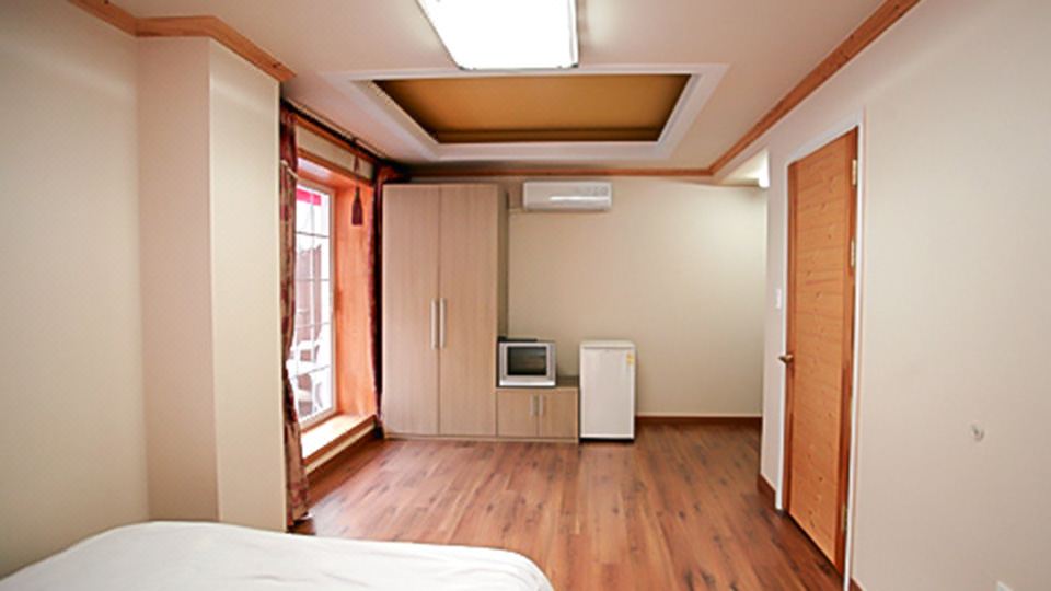 남원 플로라펜션