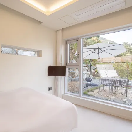 Cheongdo Stay in Four Seasons