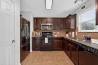 Dimples In Temple - Texas Charm & Modern Comfort 3 Bedroom Home - Homestays
