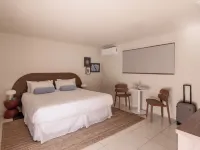 Gold Coast Airport Motel - Only 300 Meters to Airport Terminal Hotels in Bilinga