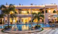 Mountain Creek 7BHK Villa by ELIVAAS -  case vacanza in affitto