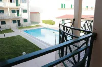 Fantastic apartment with pool access - Pools