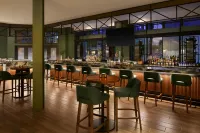 Sheraton Grand Sacramento Hotel