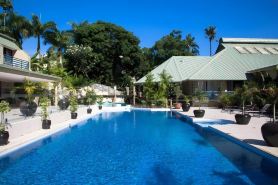 Gateway Hotel & Apartments