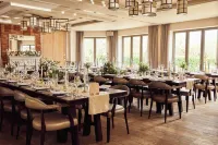 The Great House, Sonning, Berkshire - breakfast
