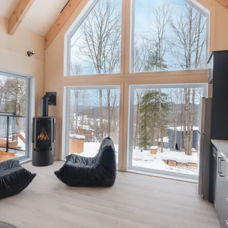 Bel Air Tremblant CALAFATE : 1 CHAMBRE, JACUZZI, SAUNA