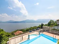 Oggebbio Getaway with Views