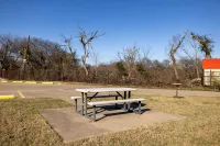 Western Inn by Capital O Cleburne TX