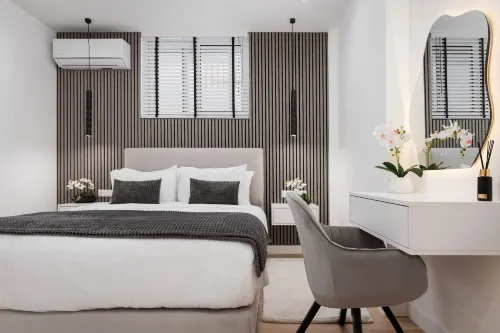 Aura Airport Suite - Homestays