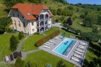 Pool Villa Silva Marija - parking