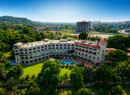 Vits Kamats Resort, Silvassa
