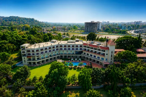 Vits Kamats Resort, Silvassa