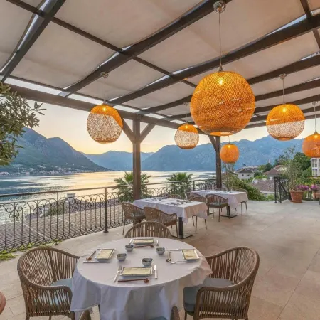 Huma Kotor Bay Hotel and Villas