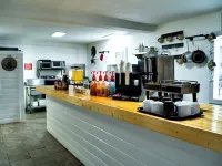 Sleepy Bear Motel - 2-Star