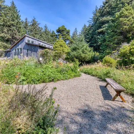 Bob Creek Studio - across from Bob Creek Beach, Forest.