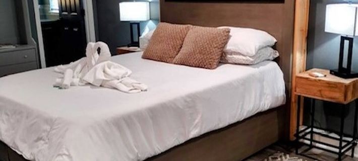 Tahoe Studio Spa With Hot Tub and Sauna Hotels in Washoe County