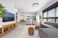Luxury 5BR PH Balcony Jacuzzi w Mamad - 3-Star