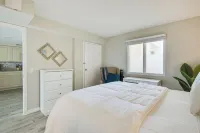 Gulf-View Balcony & Pool Access: Hudson Retreat - balcon