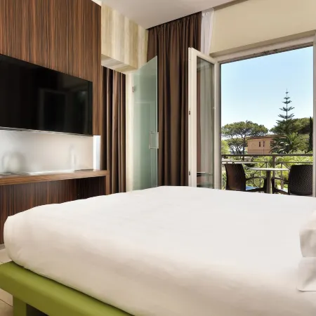 Hotel Isola Sacra