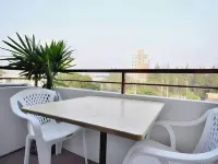Sunshine Hostel - Inns