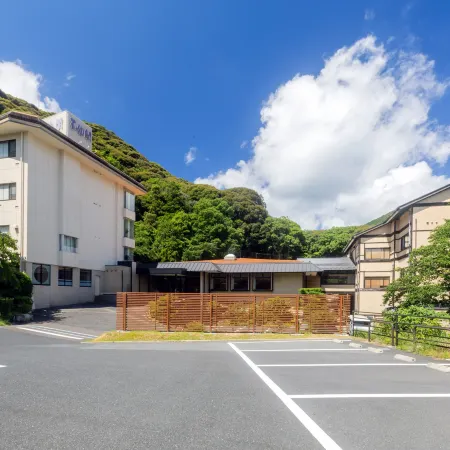 Gyokusenkaku