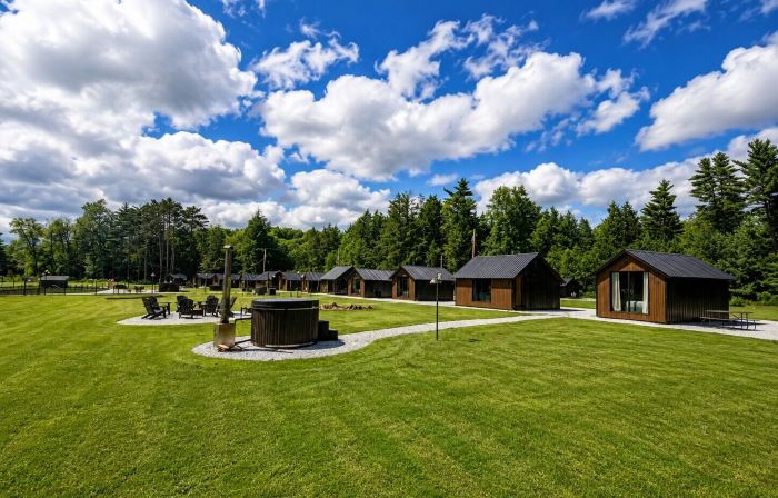 Emrose Luxury Cabins