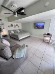 Cozy Private Studio Near PGA and Mets Stadium - Apartments