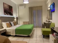 Voula Hotel - parking