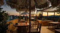 The Square Hotel by X&N - Beach