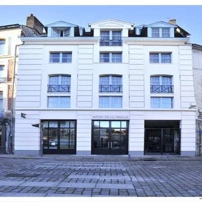 Hotel de La Treille Hoteles cerca de Hospice Comtesse Museum