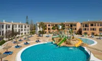 Sol by Meliá Falcó Menorca - موقف سيارات