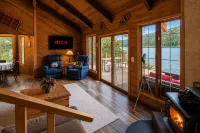 Alpine Lake Escape on Fish Lake 3 Bedroom Home by NW Comfy Cabins by RedAwning - Alppimaja