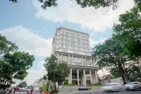 Belviu Hotel Bandung - Parkplatz