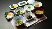 Marumo Ryokan - parking