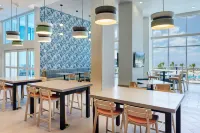 Fairfield Inn & Suites Pensacola Beach - Breakfast