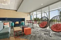 Tru by Hilton  Sebring - 3-Star