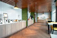 Fairfield Inn & Suites Duluth Waterfront - breakfast