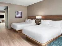 AC Hotel Pittsburgh Downtown Hotels near The Strip
