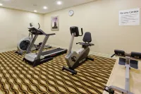 Holiday Inn Express BENICIA by IHG - Lemmikkieläimet sallittu