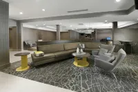 SpringHill Suites Dallas Addison/Quorum Drive - Kitchens