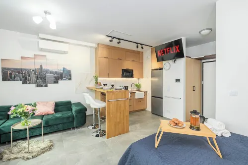 Lush Home Near Varso Tower - 3-Star